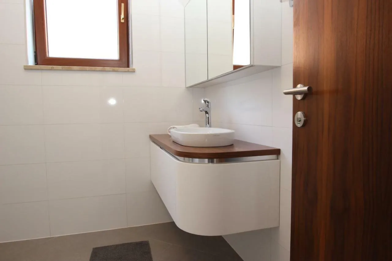Apartment Villa Dora Vabriga Tar-Vabriga